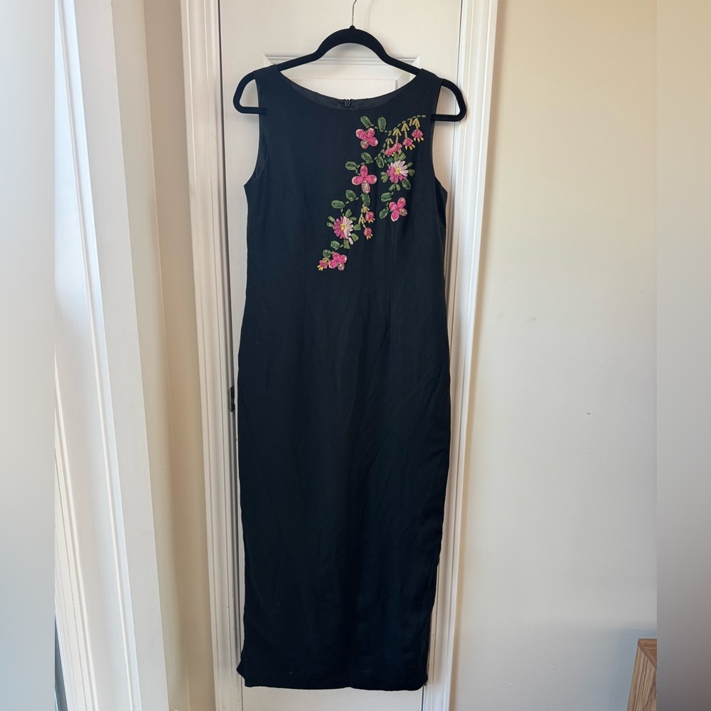 Vintage 90s Linen Blend Column Maxi Dress Black w/ Floral Appliqués Size 8 - Picture 1 of 4